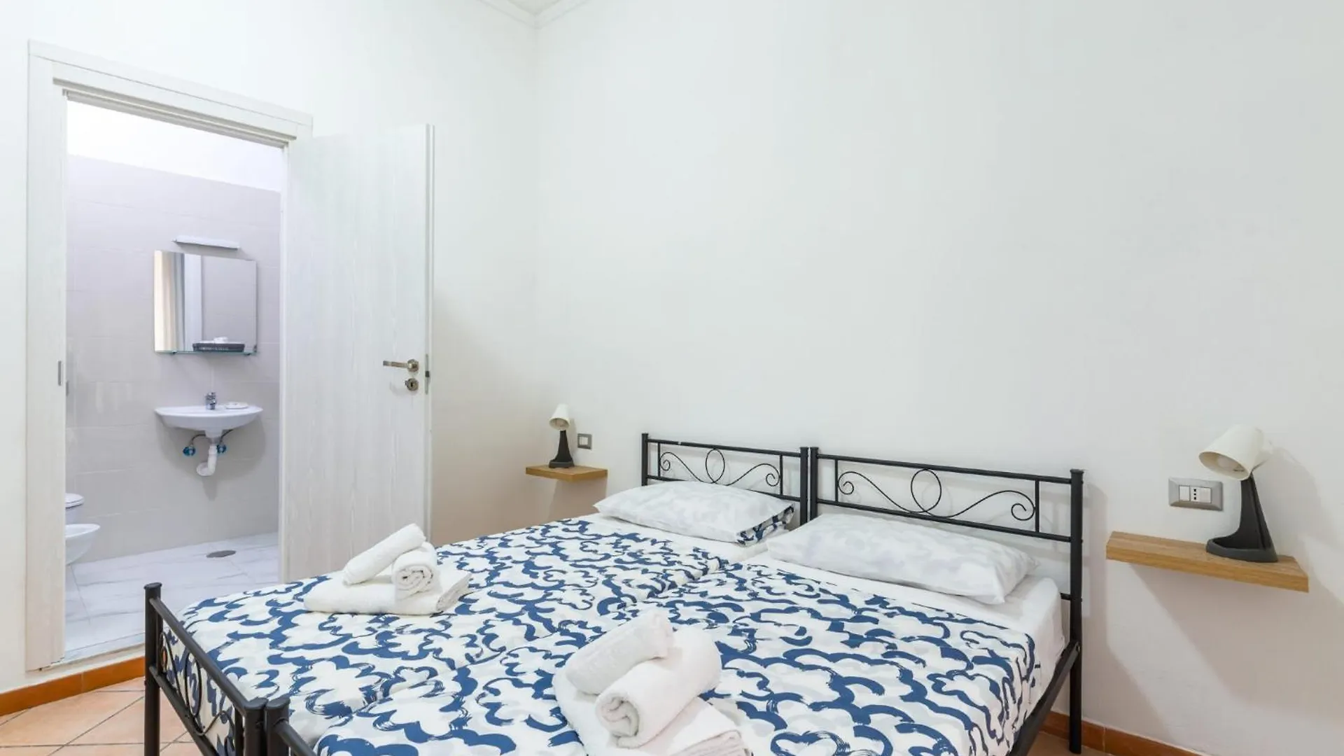 Hotel Stella Sirio Napoli 0*,  Italia